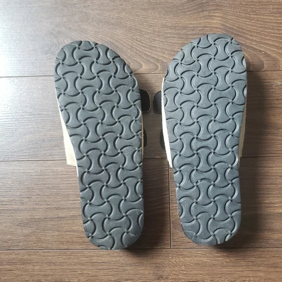 Sand-n-sun Randy Sandals - Picture 2 of 7